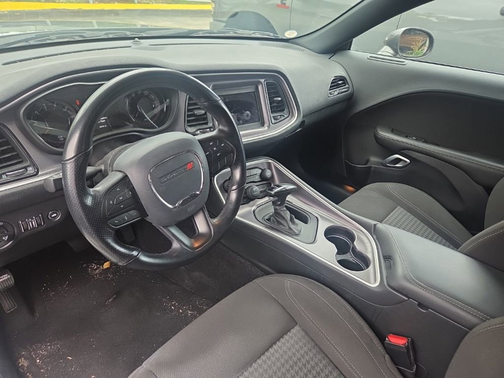 Used 2020 Dodge Challenger SXT w/ Blacktop Package RWD image 11