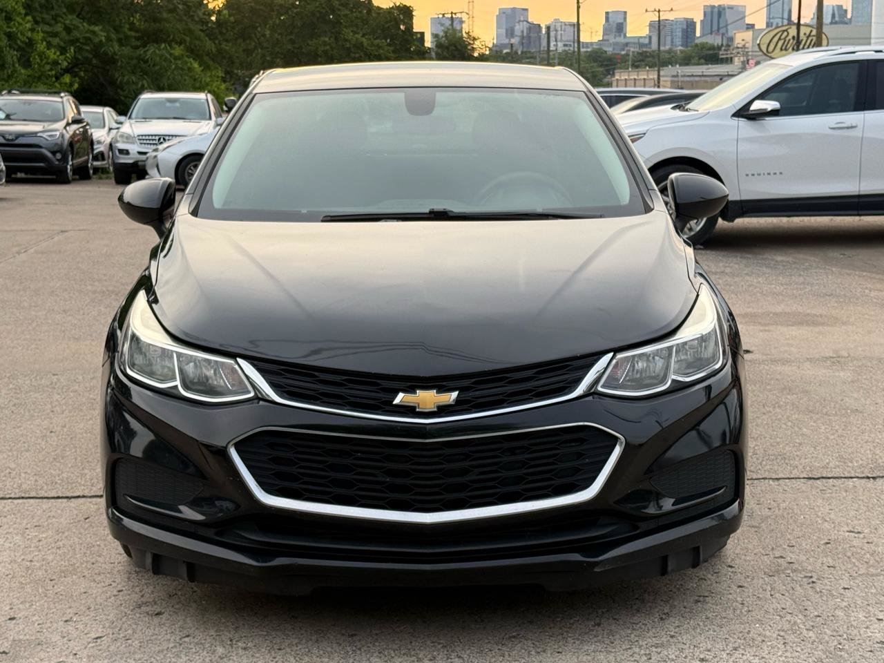 Used 2018 Chevrolet Cruze LS FWD image 5