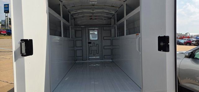 New 2025 Chevrolet Express 3500 w/ Power Convenience Package image 7