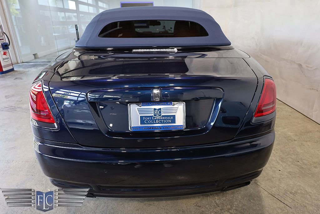 Used 2017 Rolls-Royce Dawn image 8