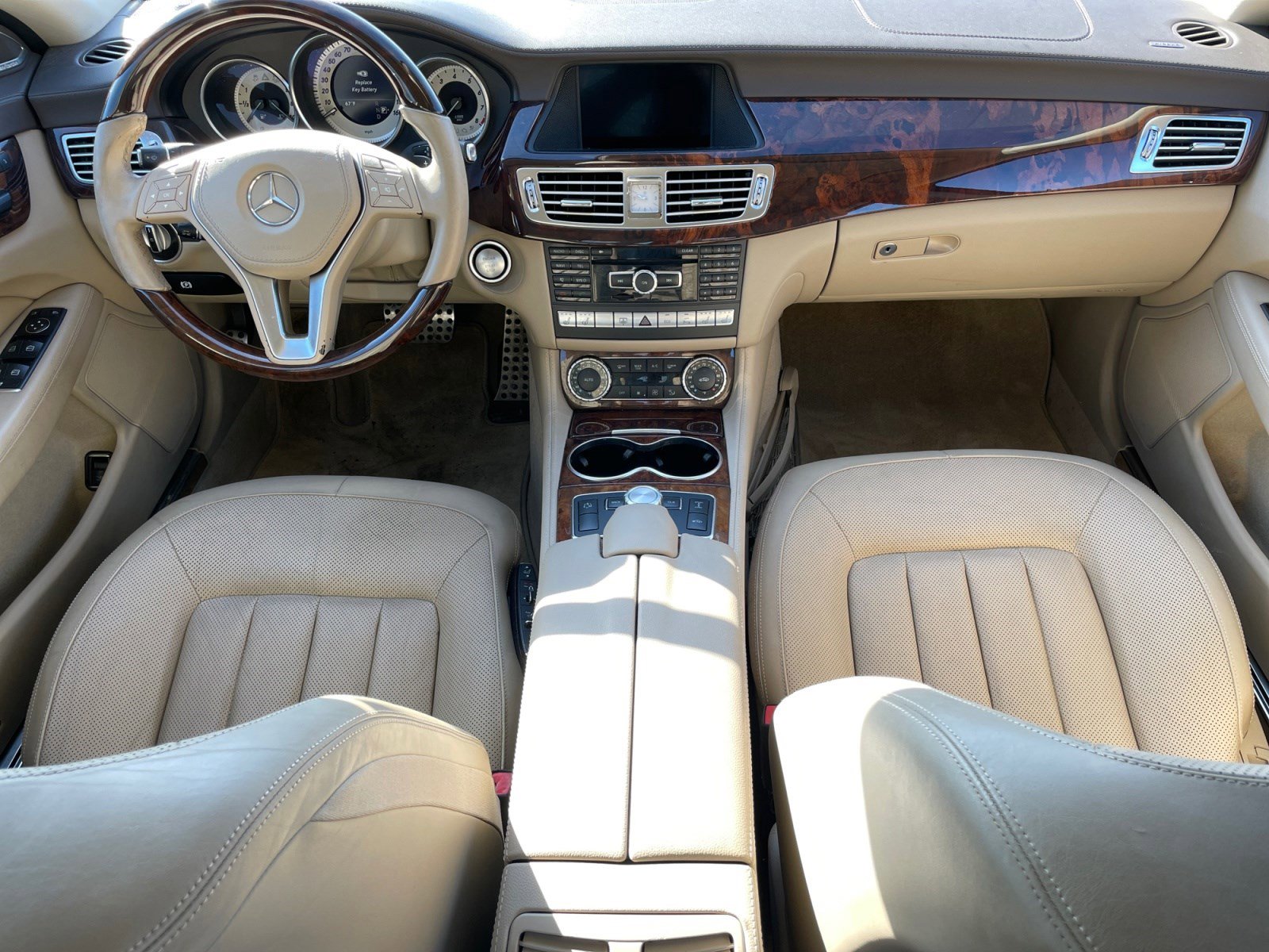 Used 2014 Mercedes-Benz CLS 550 4MATIC image 9