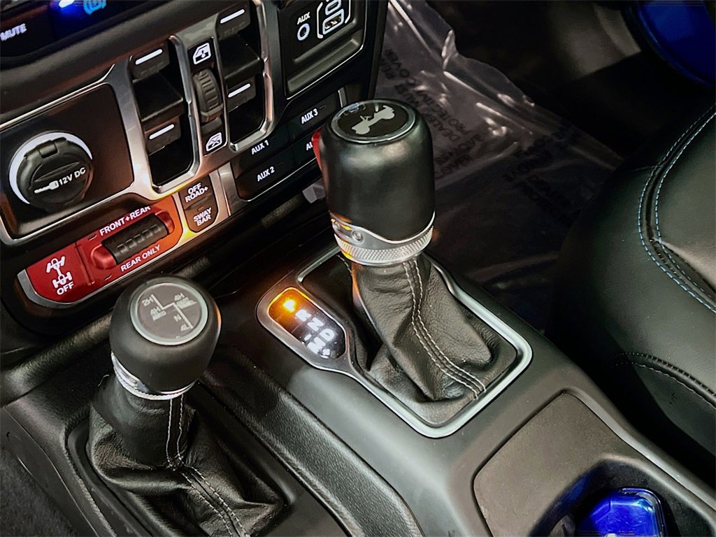 Used 2024 Jeep Wrangler Unlimited Rubicon 4xe image 17