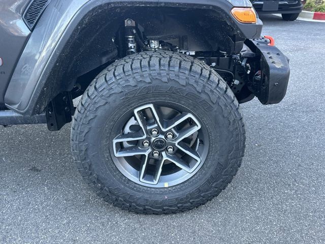 New 2026 Jeep Gladiator Mojave w/ Steel Bumper Group image 12