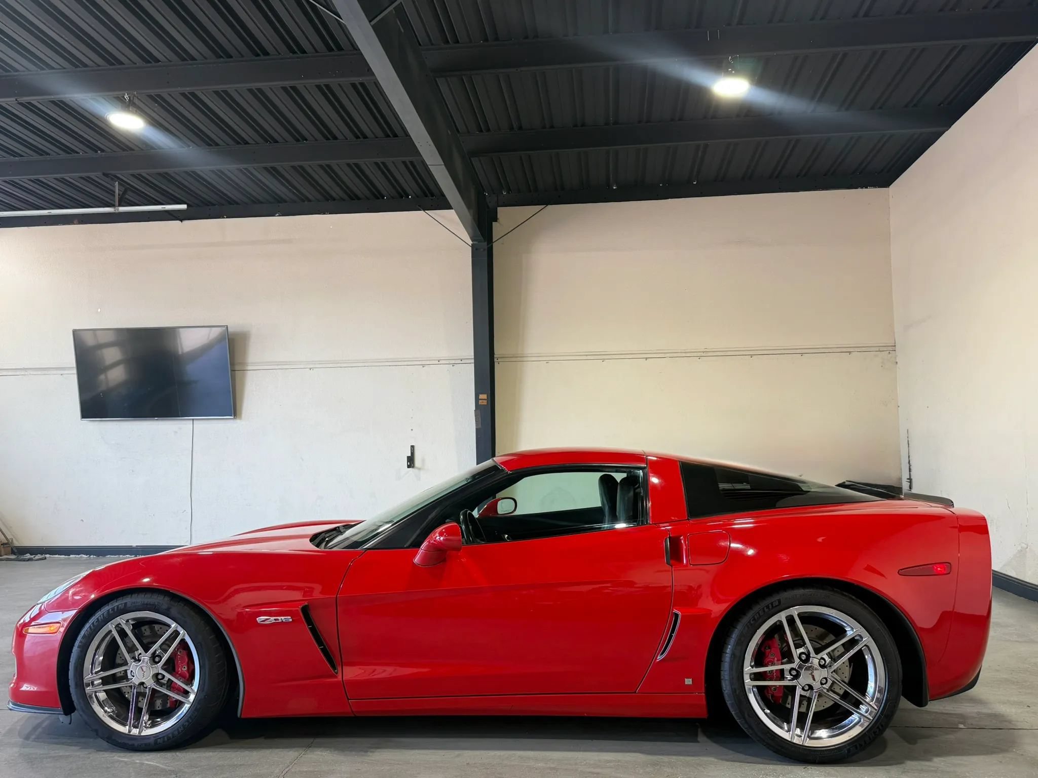Used 2008 Chevrolet Corvette Z06 RWD image 10