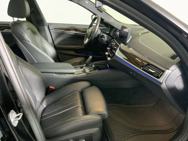 Used 2019 BMW 540i xDrive image 35