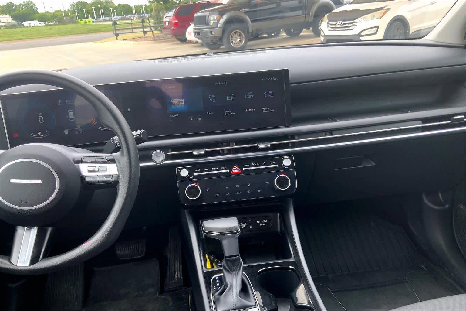 Used 2025 Hyundai Tucson SEL FWD image 7