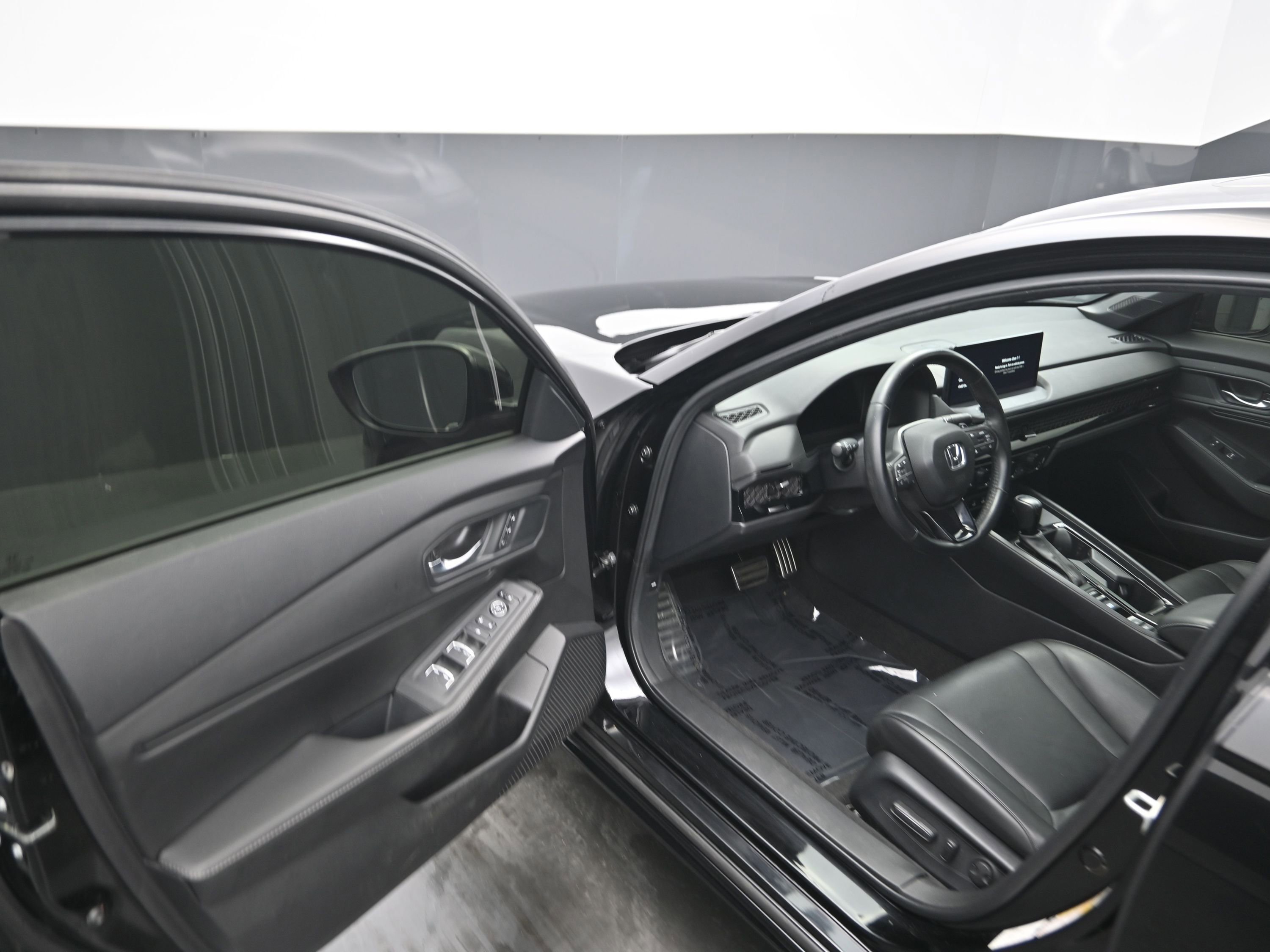 Used 2023 Honda Accord Sport image 16