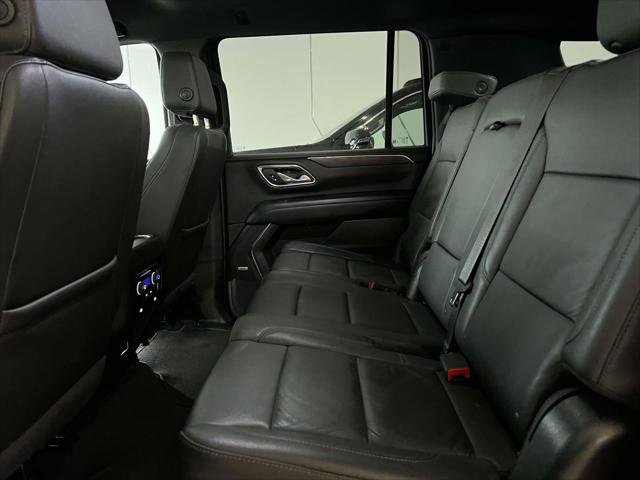 Used 2024 Chevrolet Suburban LT image 11