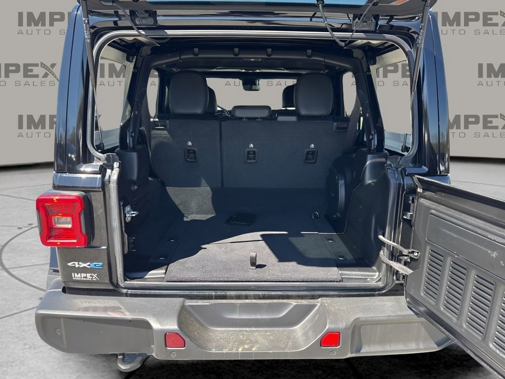 Used 2021 Jeep Wrangler Unlimited Sahara w/ Cold Weather Group image 28