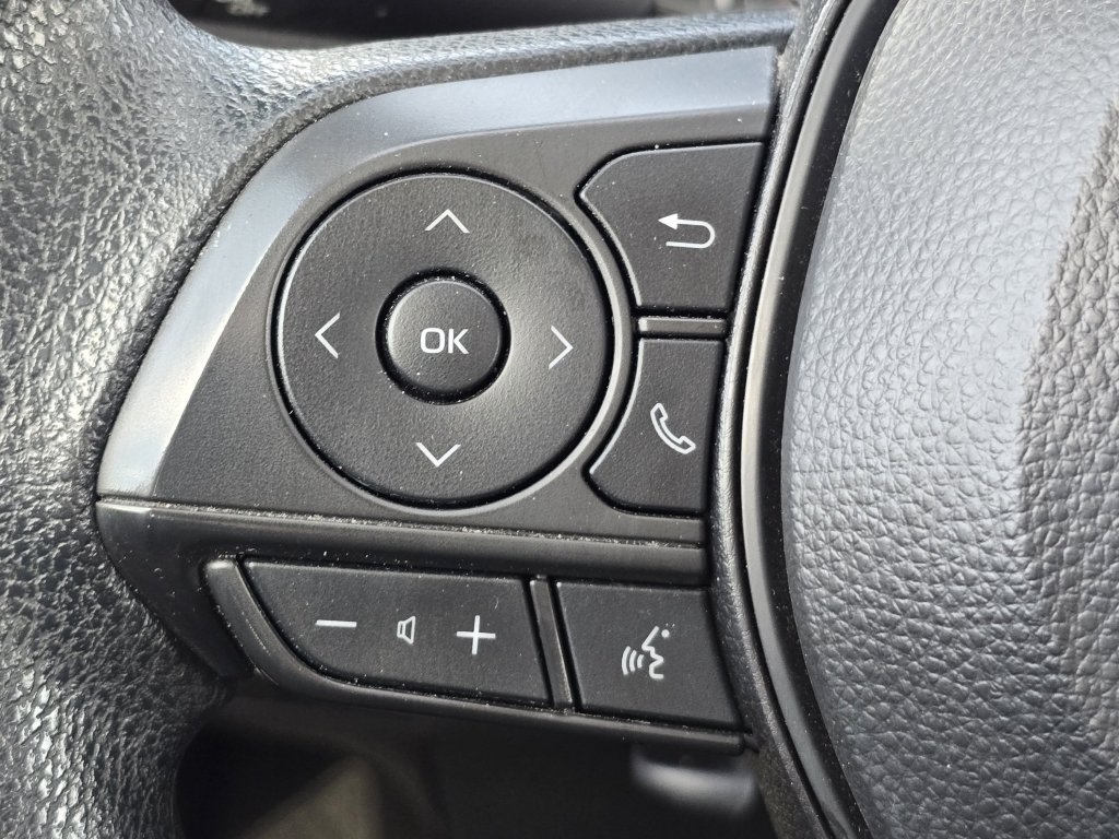 Used 2024 Toyota Corolla LE FWD image 12