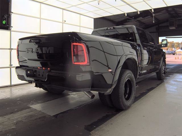 Used 2025 RAM 3500 Limited image 5