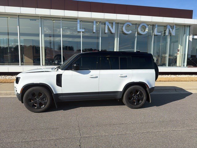 Used 2025 Land Rover Defender 110 S image 5