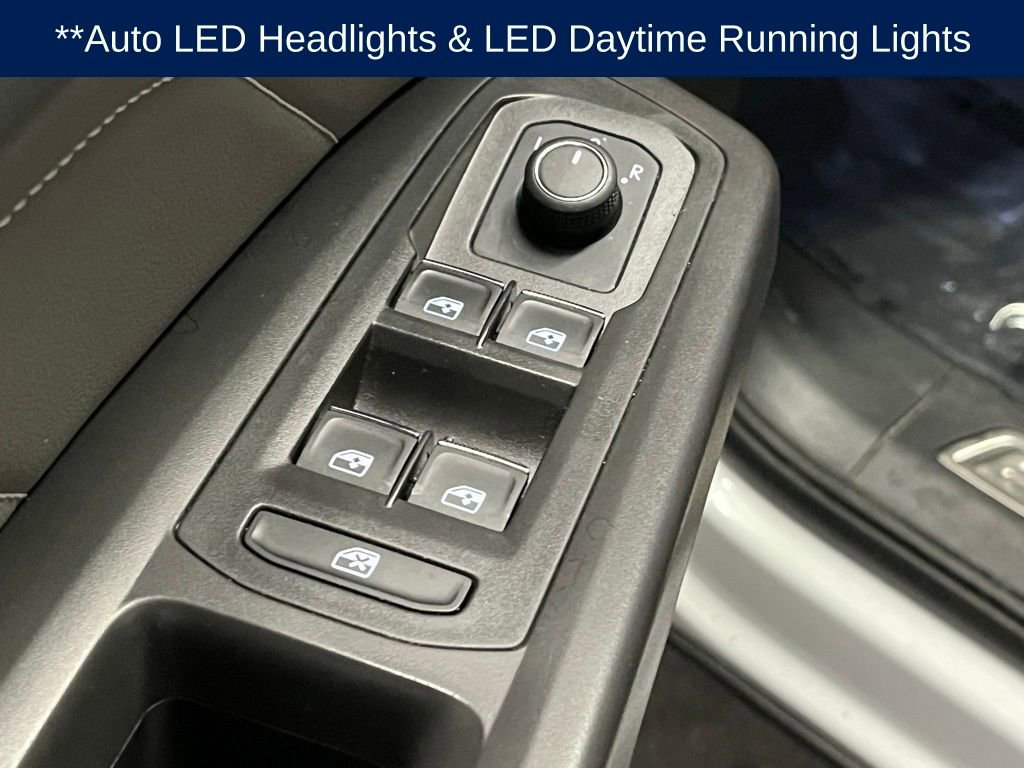 Used 2022 Volkswagen Atlas Cross Sport SE image 18