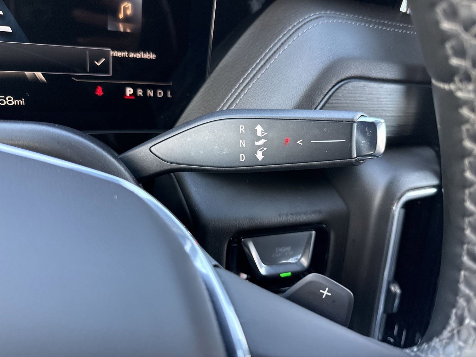 Used 2025 GMC Yukon XL Denali image 22