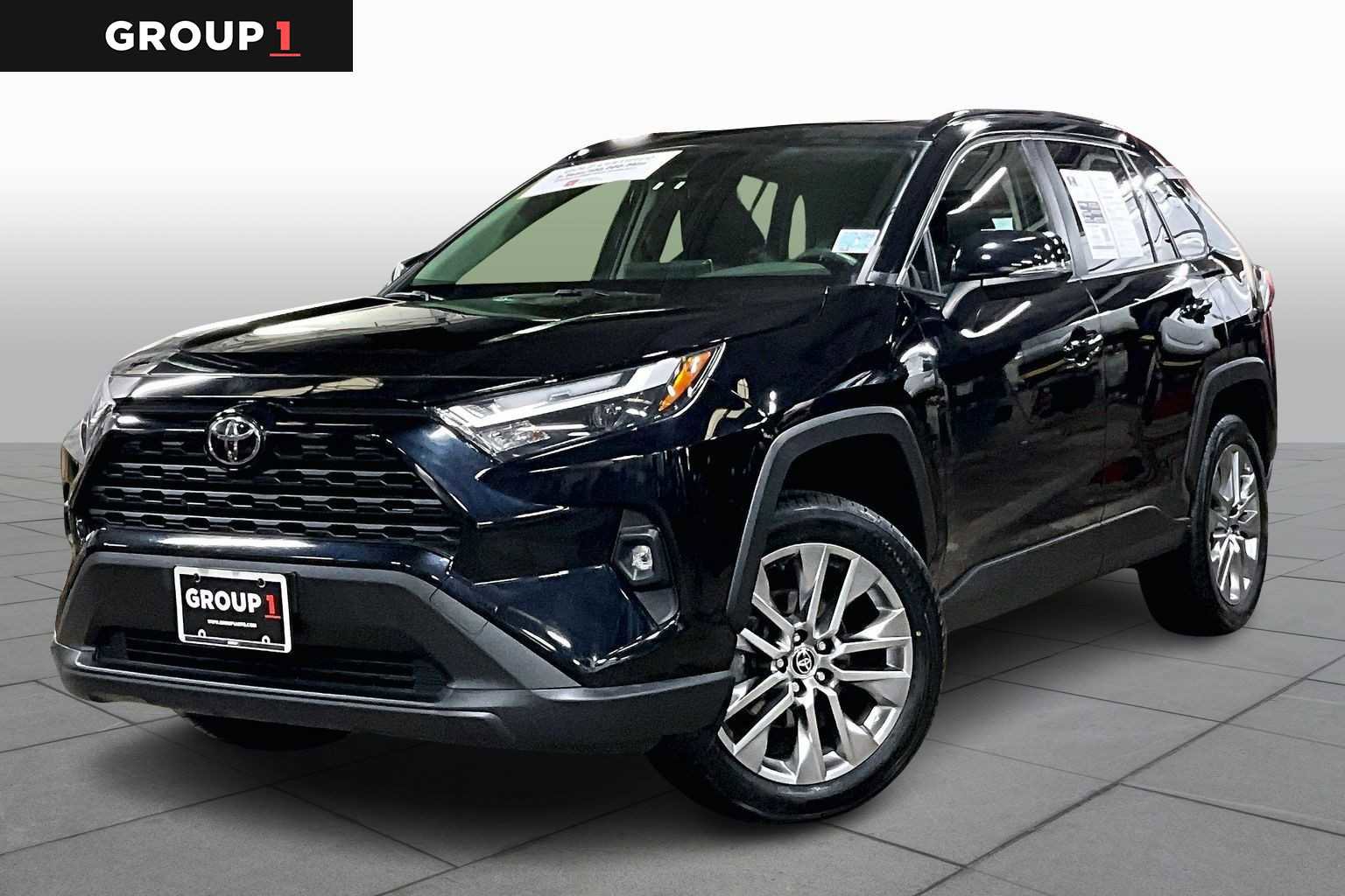 Certified 2023 Toyota RAV4 XLE Premium image 1