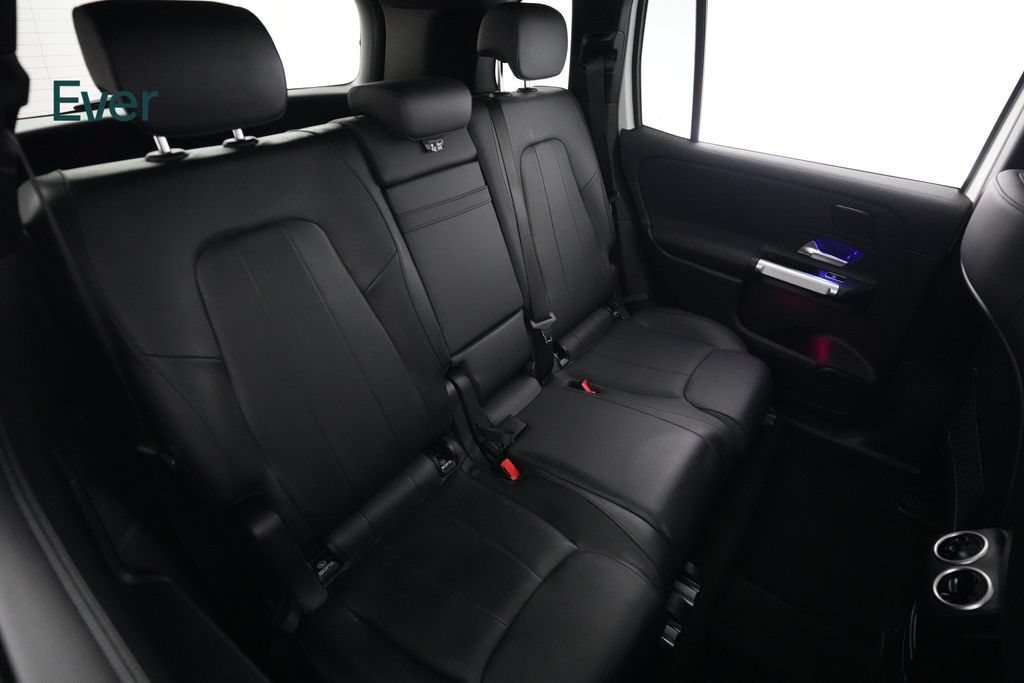 Used 2023 Mercedes-Benz EQB 350 4MATIC SUV image 5