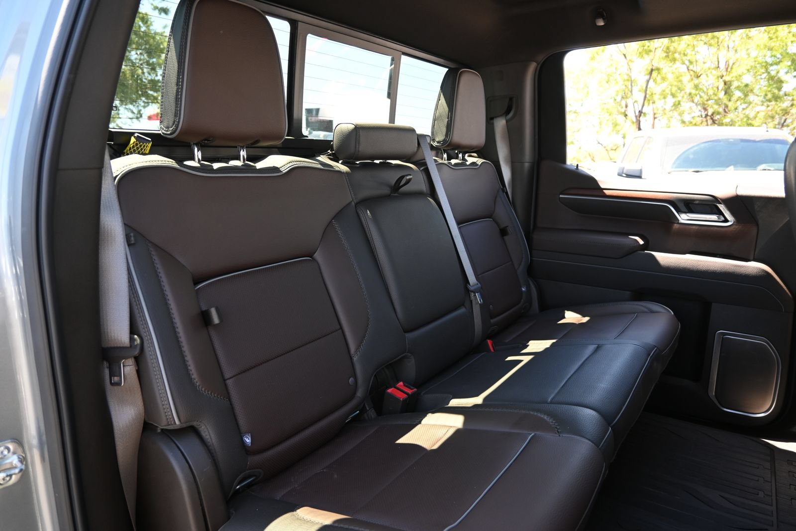 Used 2025 GMC Sierra 1500 Denali AWD/4WD image 23