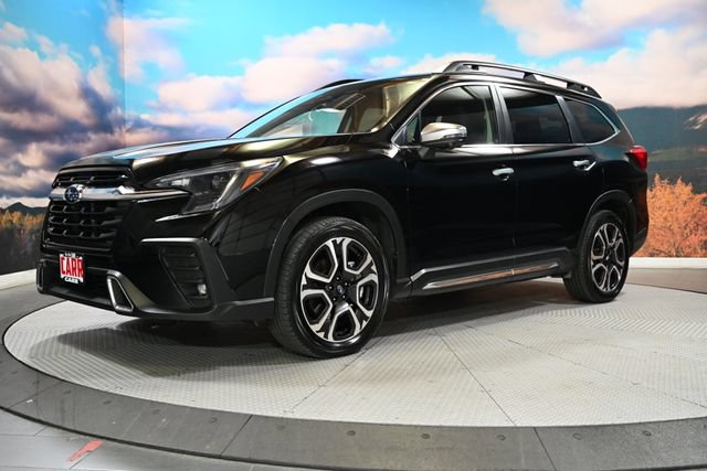 Used 2023 Subaru Ascent Touring AWD/4WD image 4