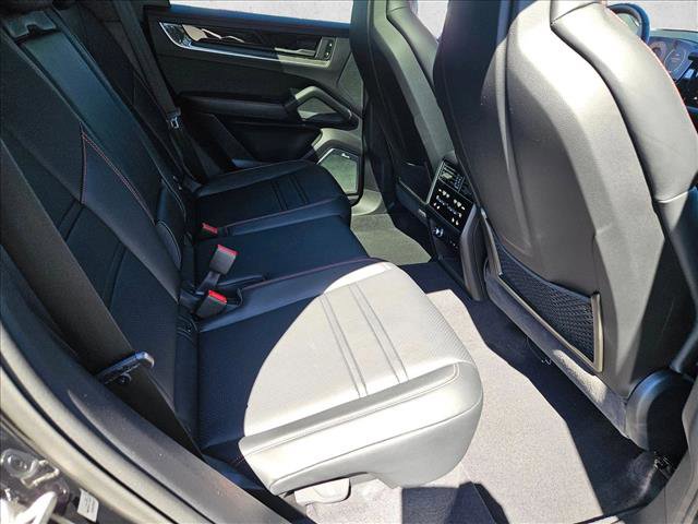 Used 2024 Porsche Cayenne Turbo image 20