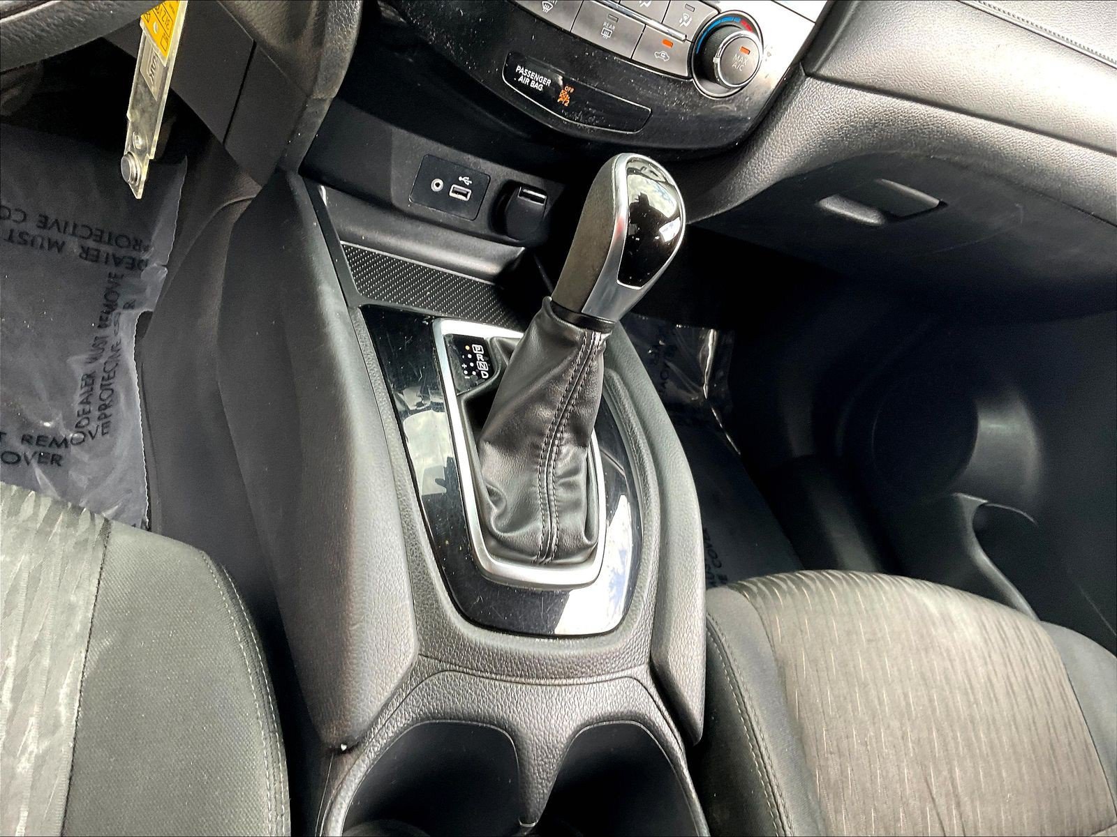 Used 2019 Nissan Rogue S FWD image 20