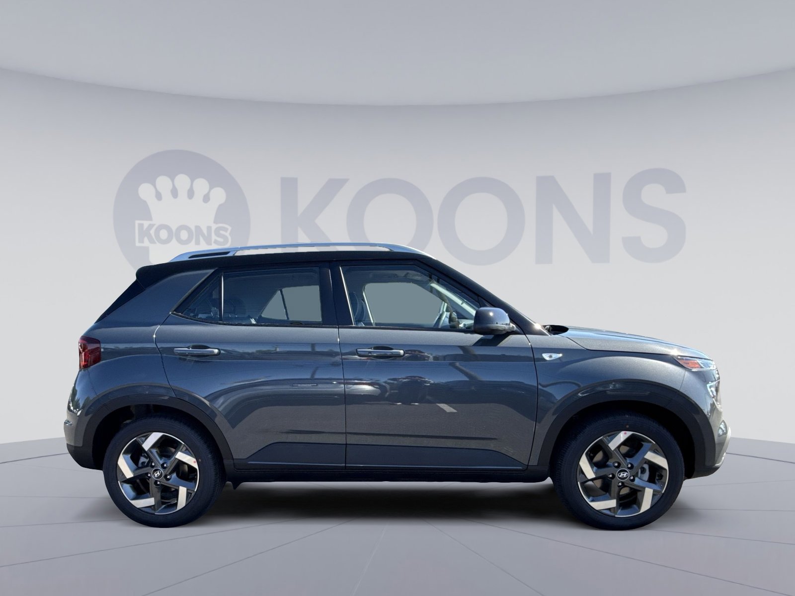 New 2026 Hyundai Venue SEL FWD image 8