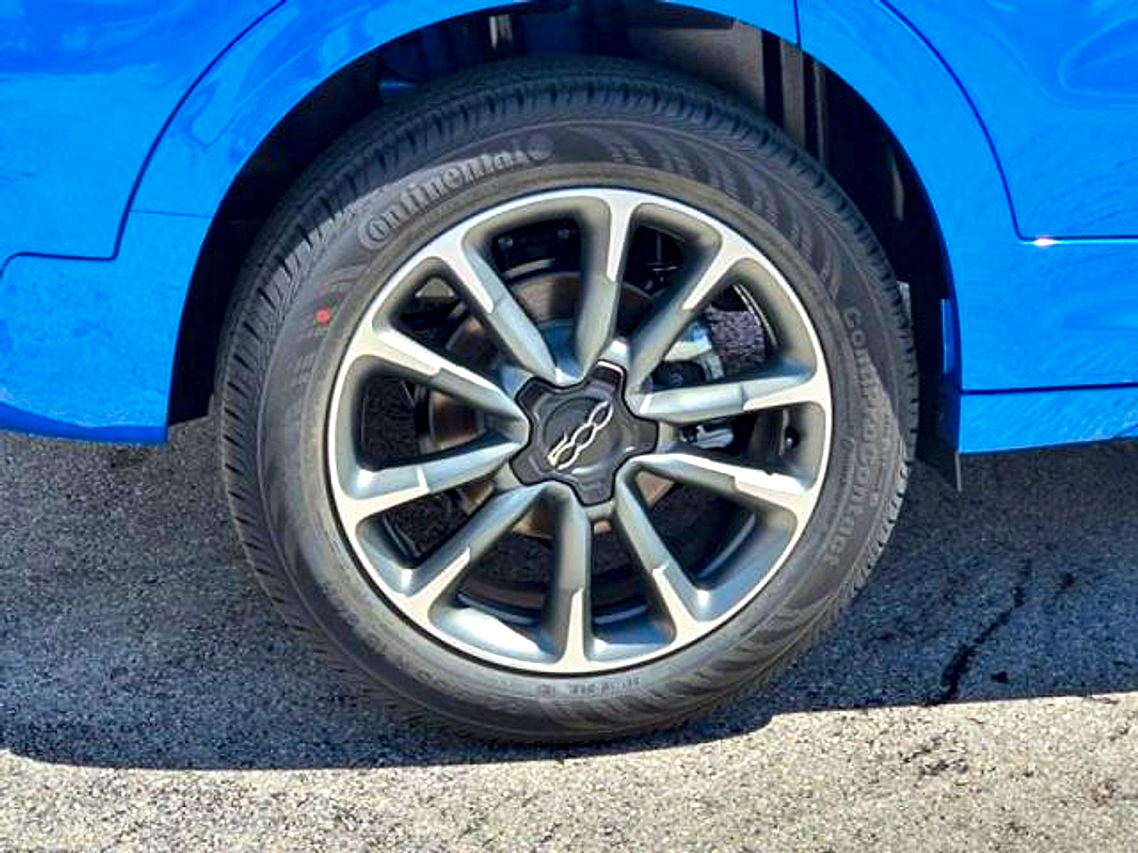 Used 2023 FIAT 500X Sport w/ Technology Group AWD/4WD image 5