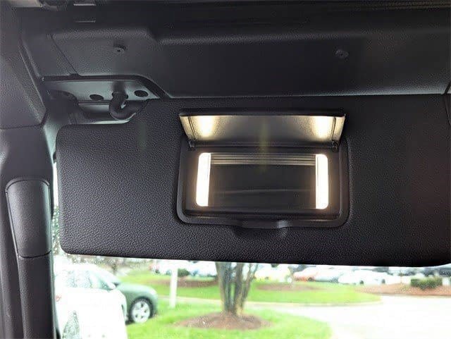 Used 2026 Jeep Wrangler Unlimited Rubicon w/ Technology Group image 29