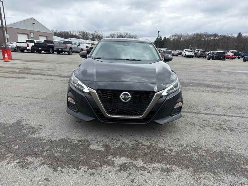 Used 2020 Nissan Altima 2.5 SR w/ Premium Package image 2