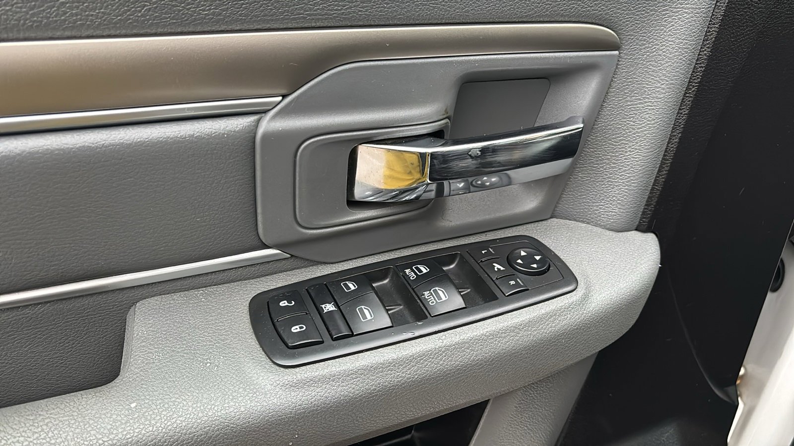 Used 2016 RAM 1500 Big Horn image 25