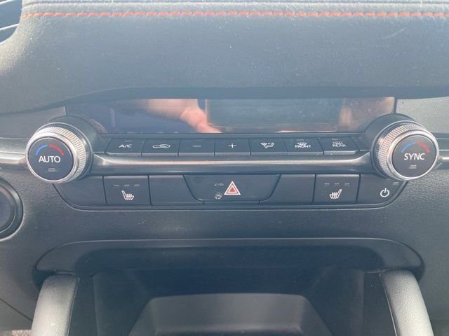 Used 2024 MAZDA MAZDA3 s image 21