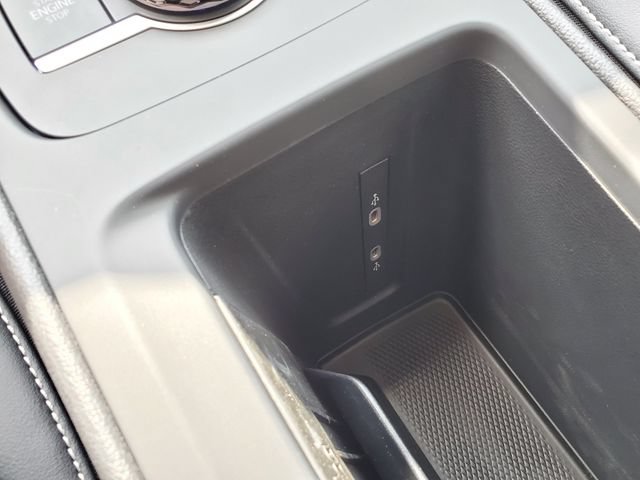 New 2026 Volkswagen Tiguan SE AWD/4WD image 8