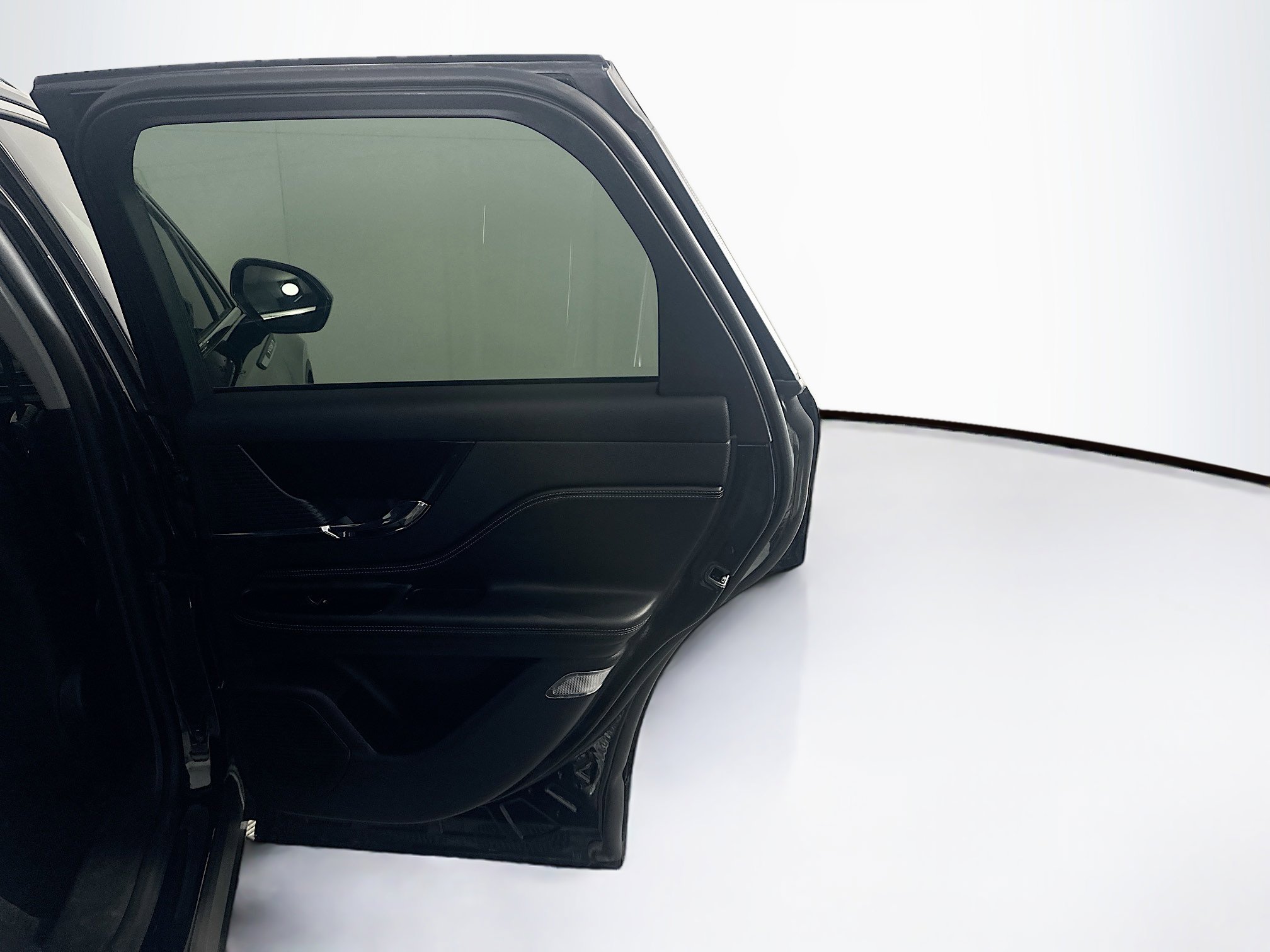 Used 2022 Lincoln Corsair FWD image 31