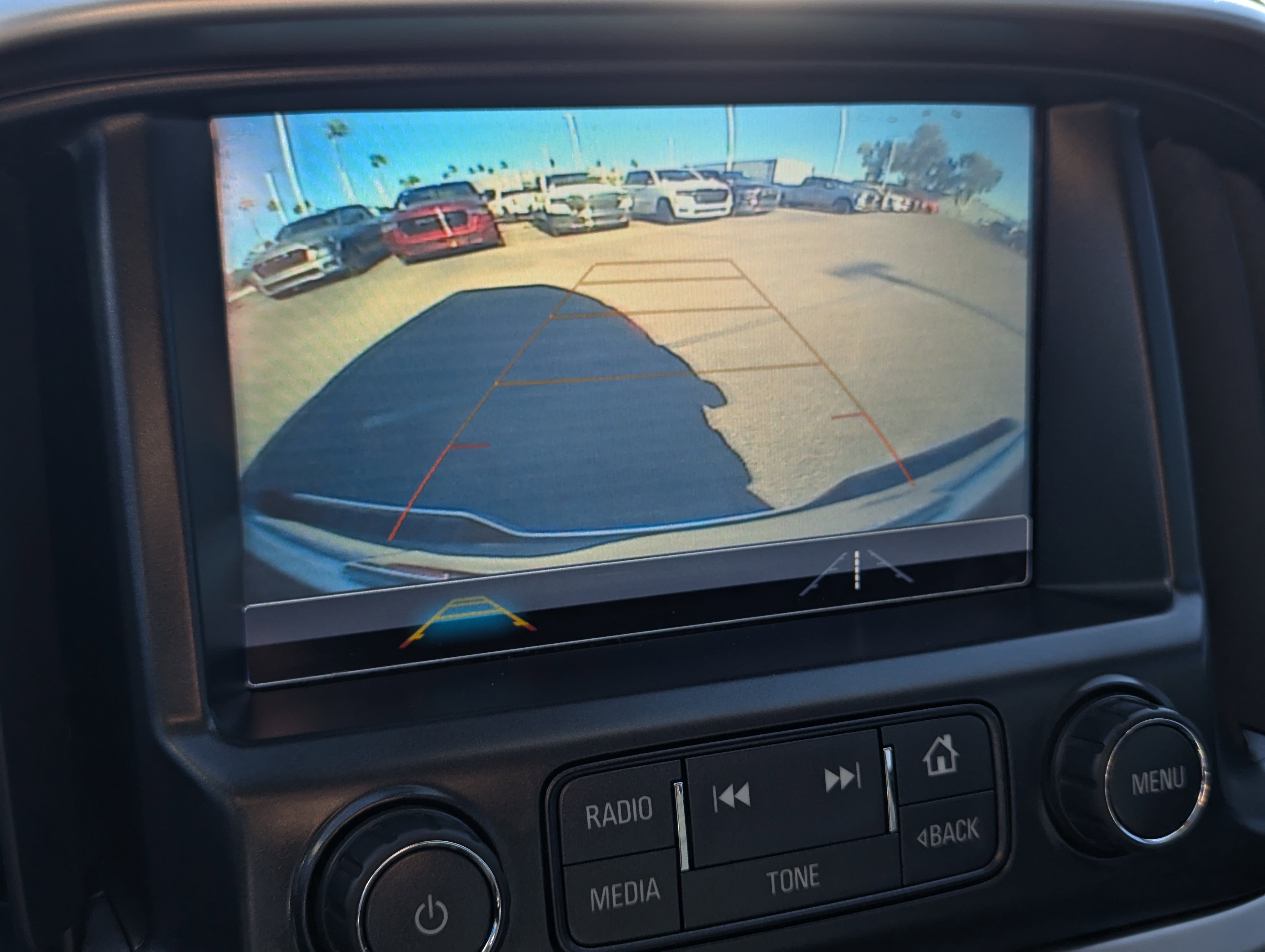 Used 2018 Chevrolet Colorado LT w/ LT Convenience Package image 12