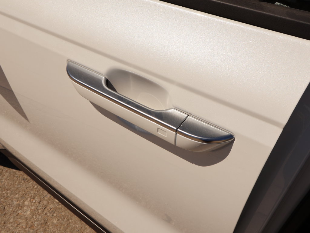 New 2027 Kia Carnival SX w/ Dark Edition Package FWD image 20