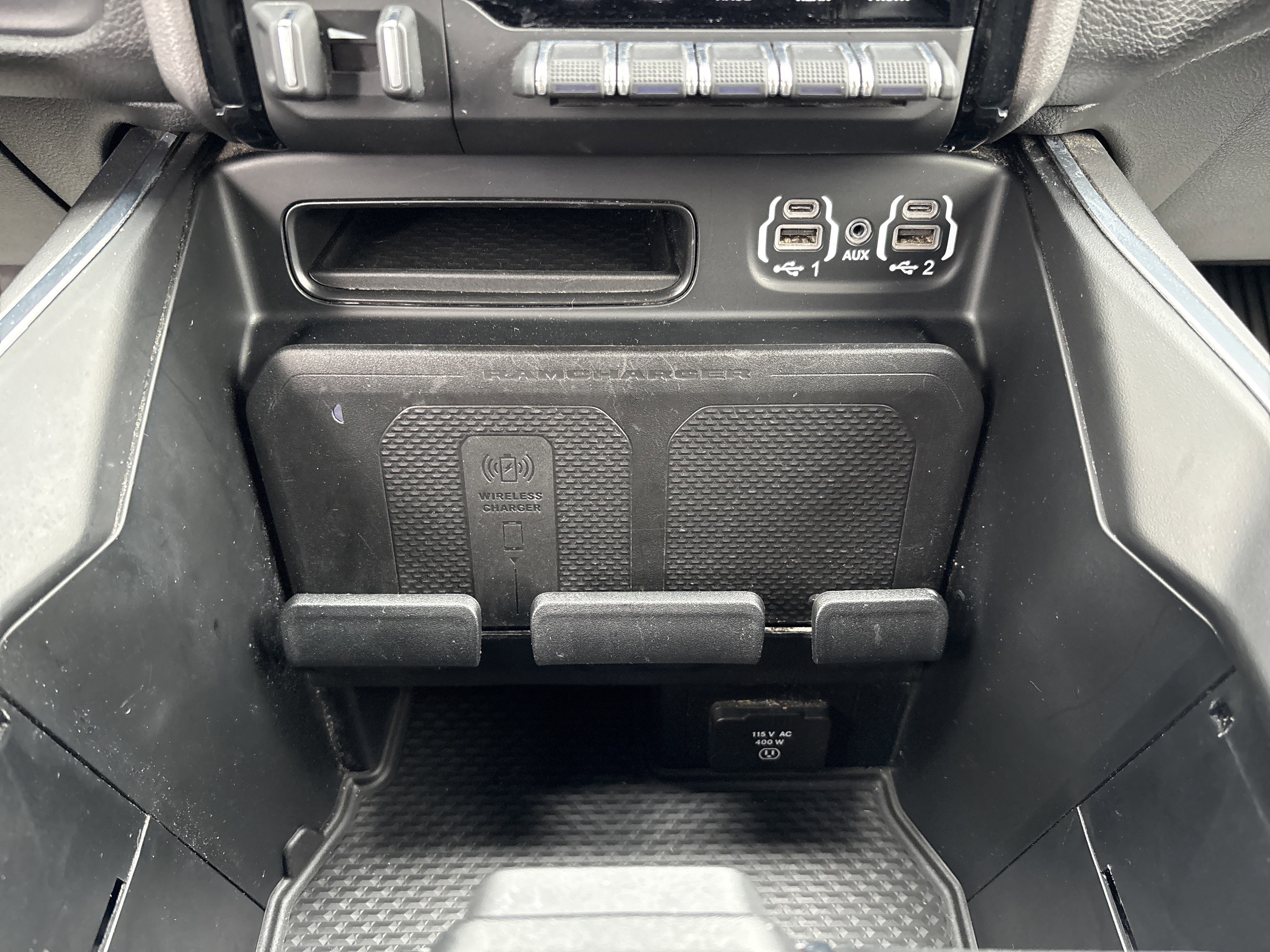 Used 2024 RAM 3500 Laramie w/ Night Edition image 21