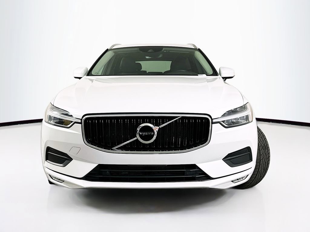 Used 2021 Volvo XC60 T5 Momentum w/ Premium Package image 5
