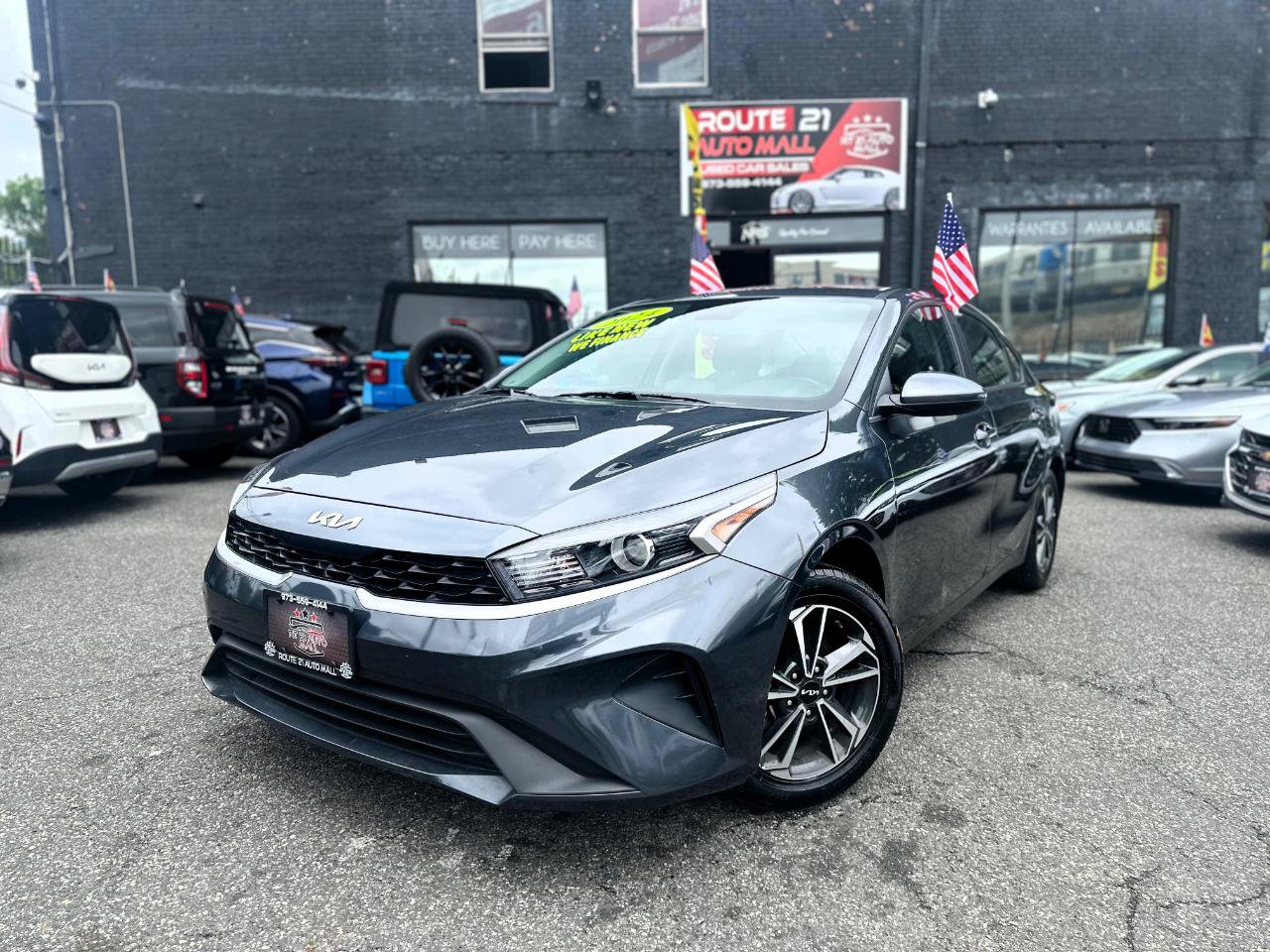 Used 2024 Kia Forte LXS FWD image 1
