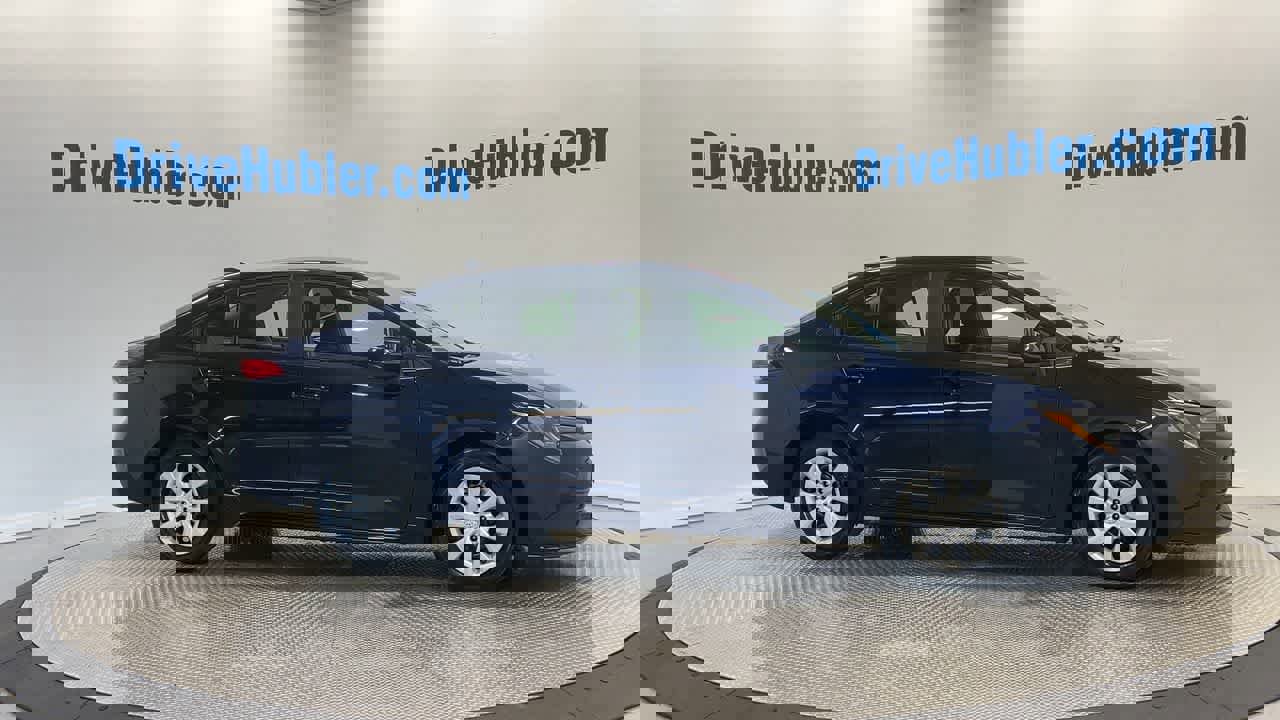 Used 2024 Toyota Corolla LE image 4