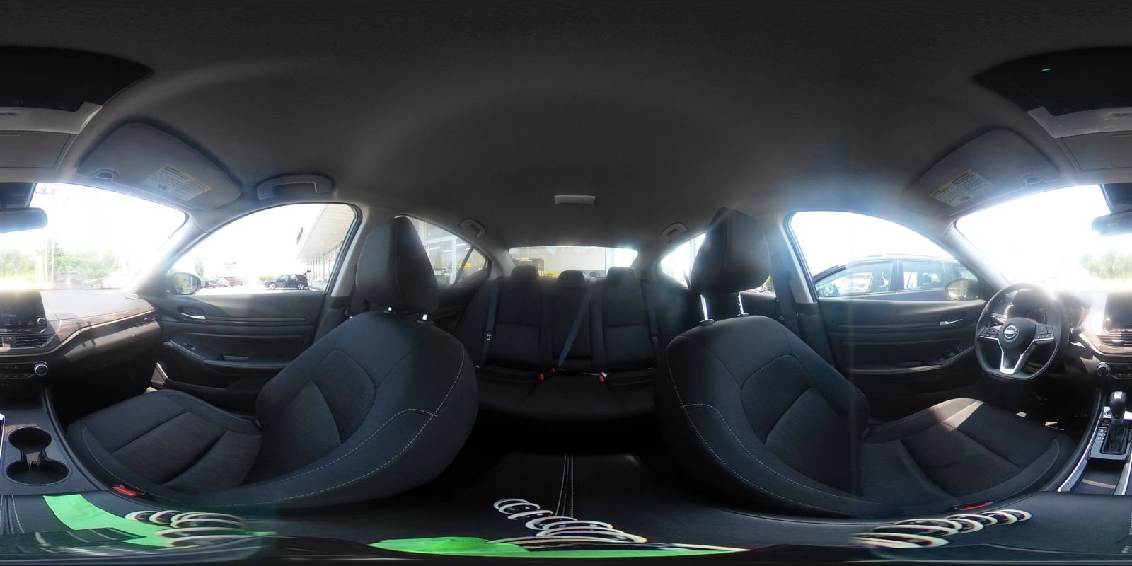 Used 2025 Nissan Altima 2.5 SV FWD image 32