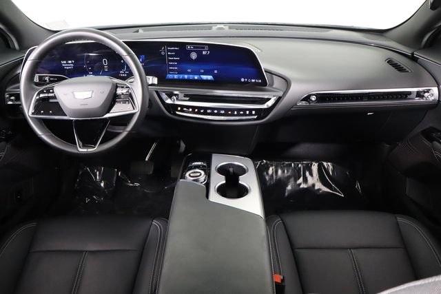 Used 2024 Cadillac Lyriq Tech AWD/4WD image 12