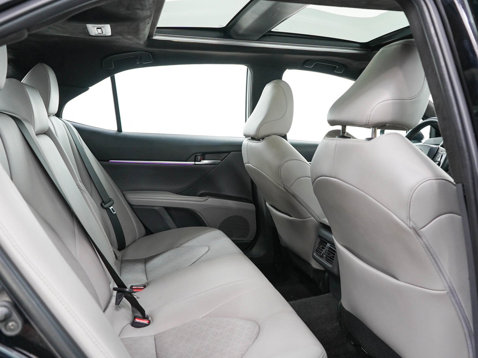 Used 2023 Toyota Camry XSE w/ Protection Package (Q2) (TMS) AWD/4WD image 13