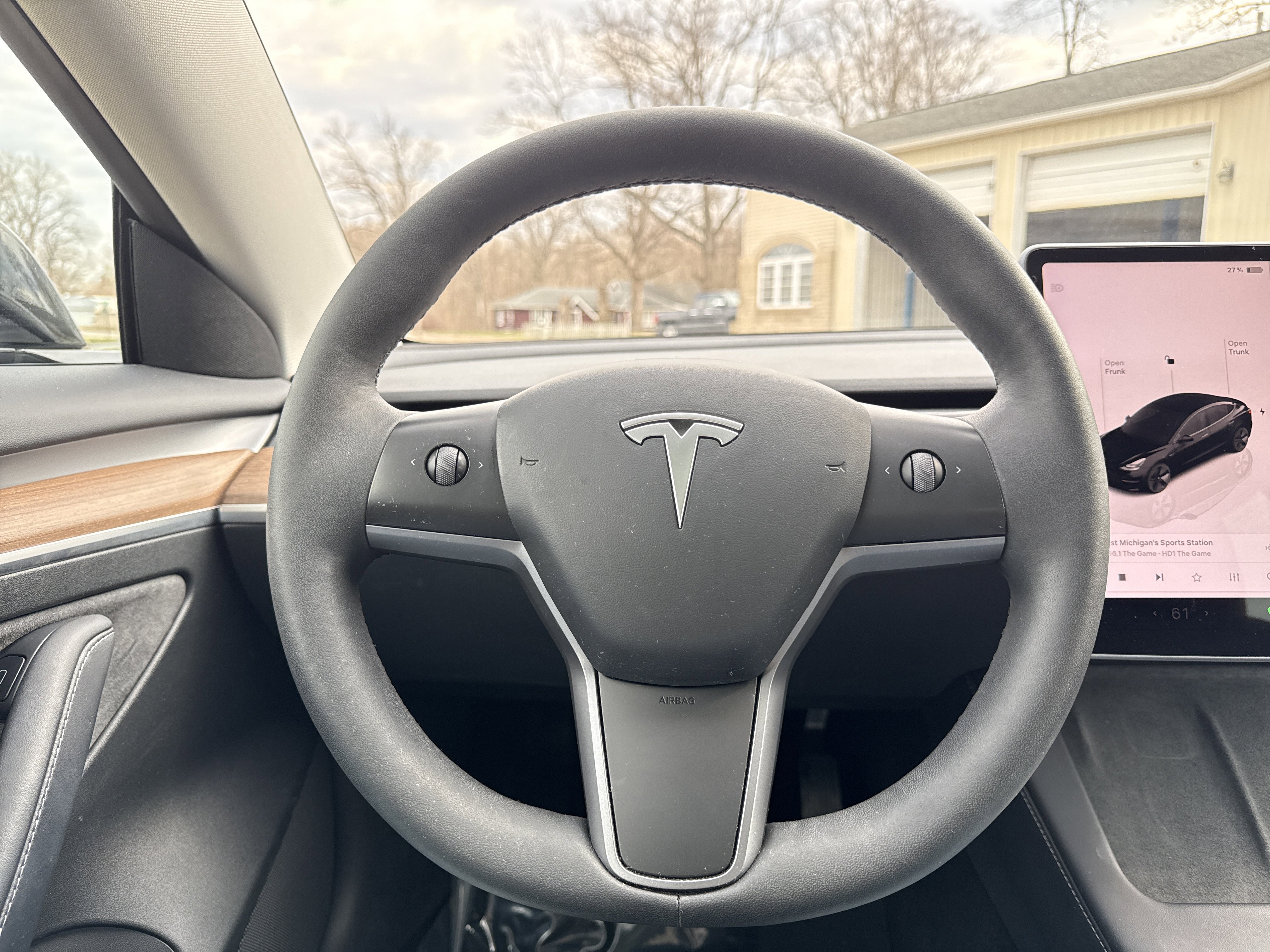 Used 2023 Tesla Model 3 Standard Range image 32
