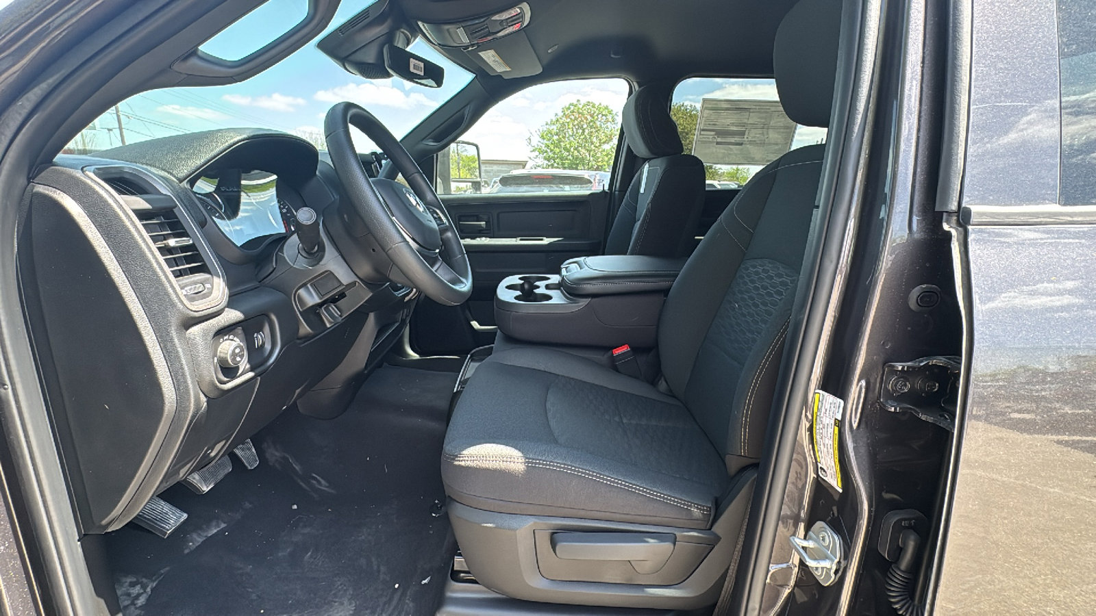New 2026 RAM 3500 Tradesman AWD/4WD image 9