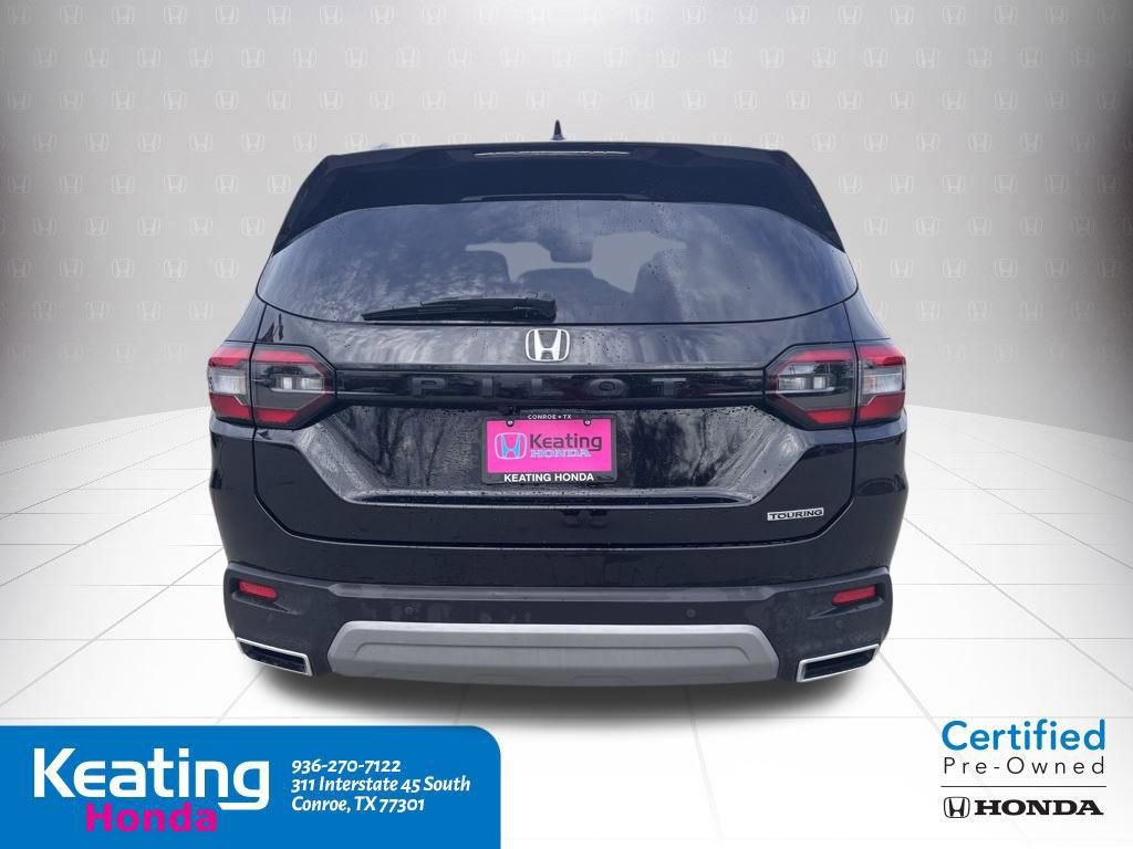 Used 2025 Honda Pilot Touring image 8