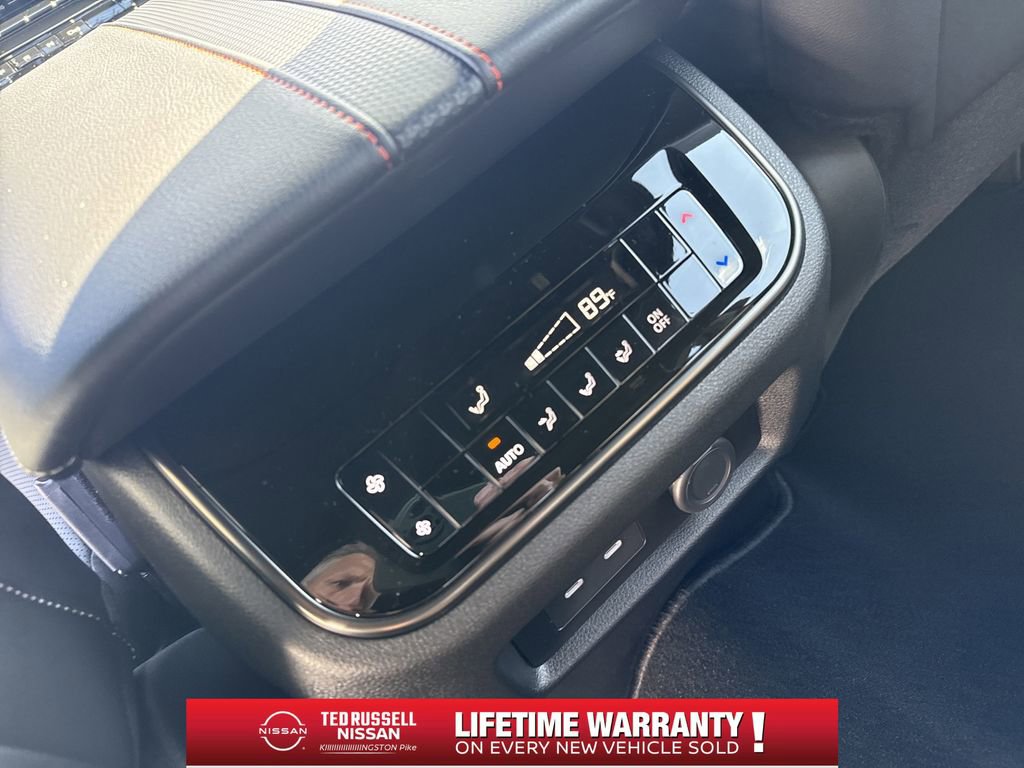 New 2026 Nissan Armada PRO-4X w/ Captain's Chari Seat Package AWD/4WD image 32