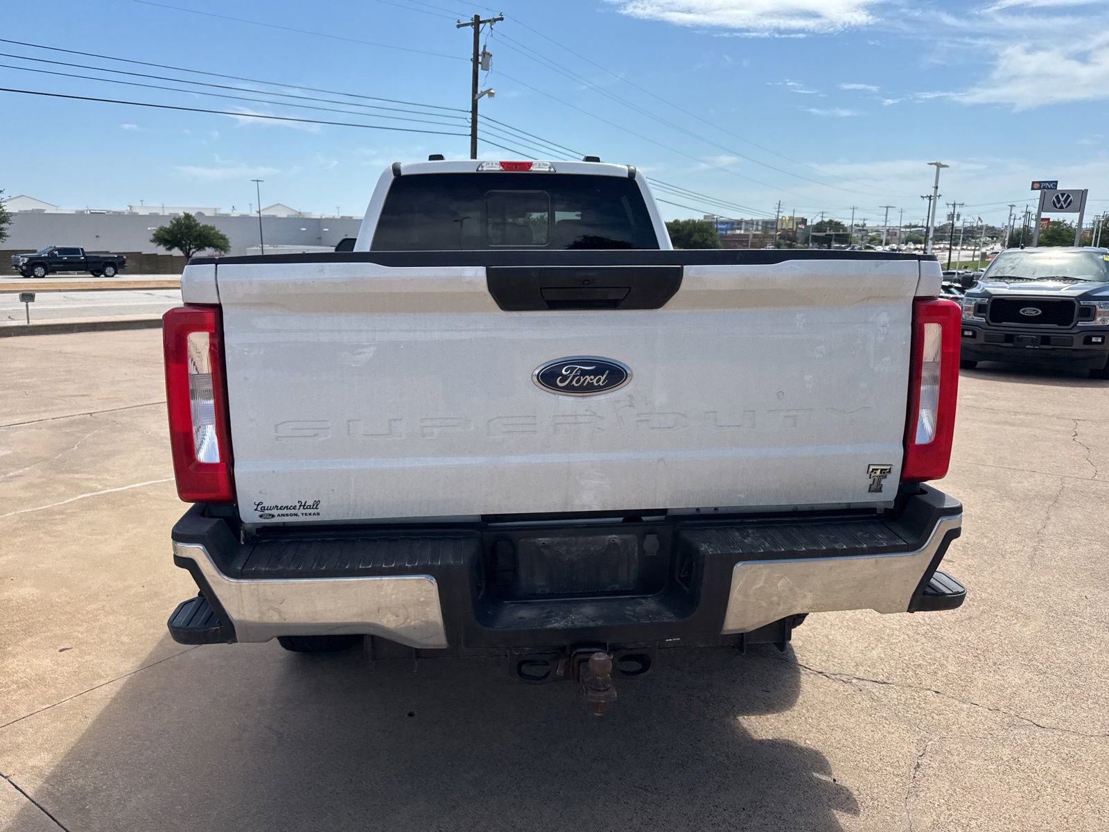 Used 2024 Ford F350 XLT w/ FX4 Off-Road Package AWD/4WD image 6