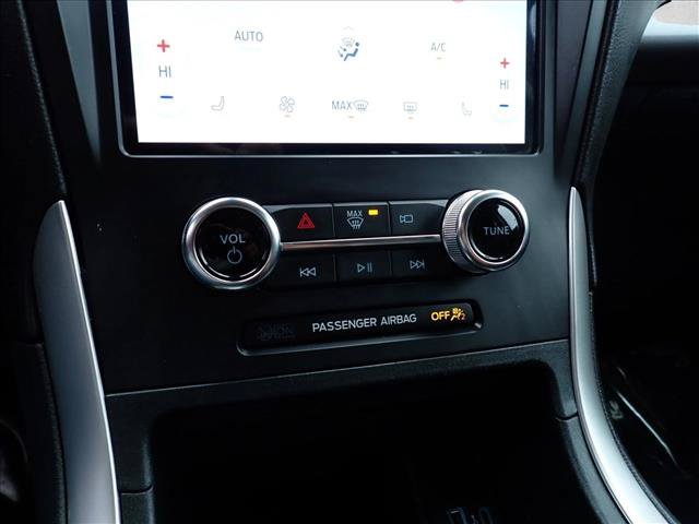 Used 2024 Ford Edge SEL AWD/4WD image 19