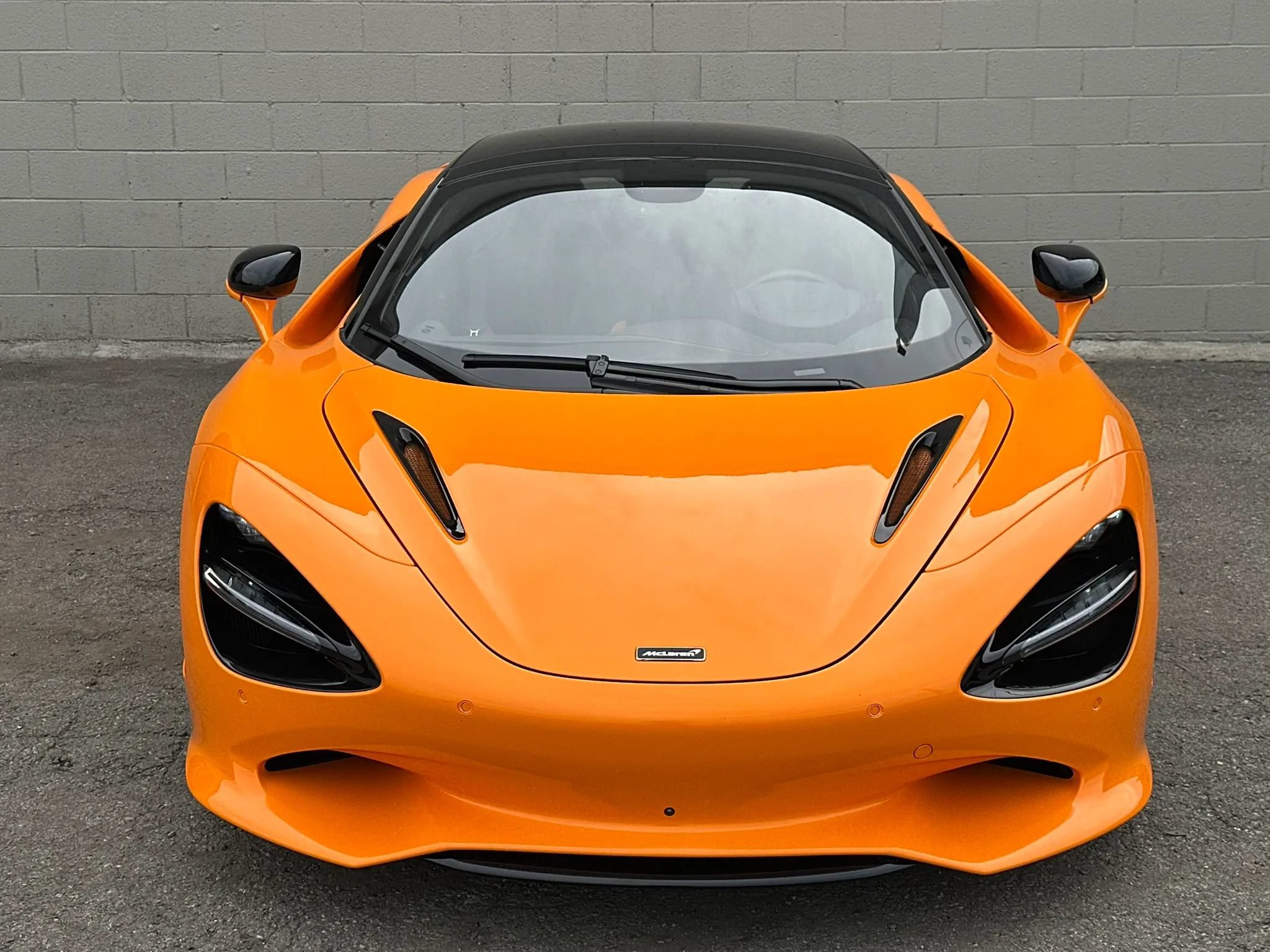 Used 2025 McLaren 750S Spider RWD image 13