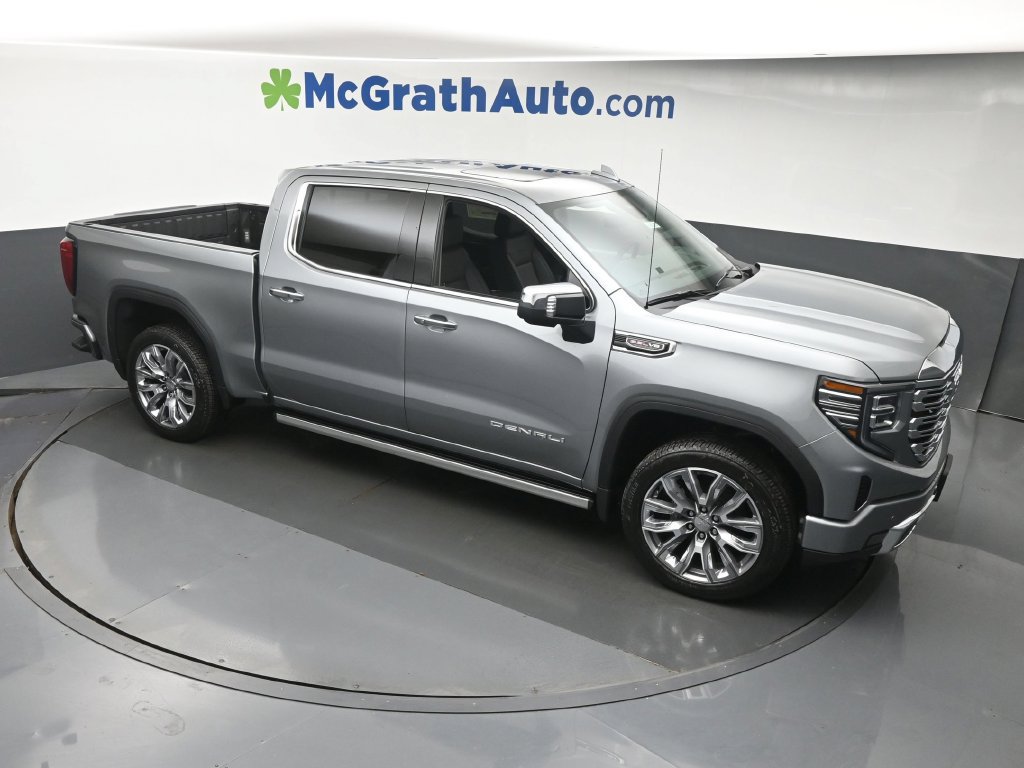 New 2026 GMC Sierra 1500 Denali w/ Denali Reserve Package AWD/4WD image 3
