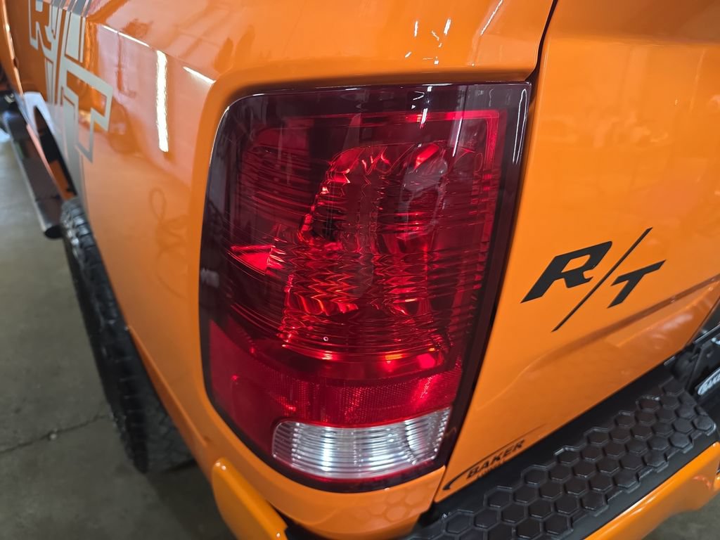 Used 2019 RAM 1500 Express w/ Ignition Orange Sport Package AWD/4WD image 32